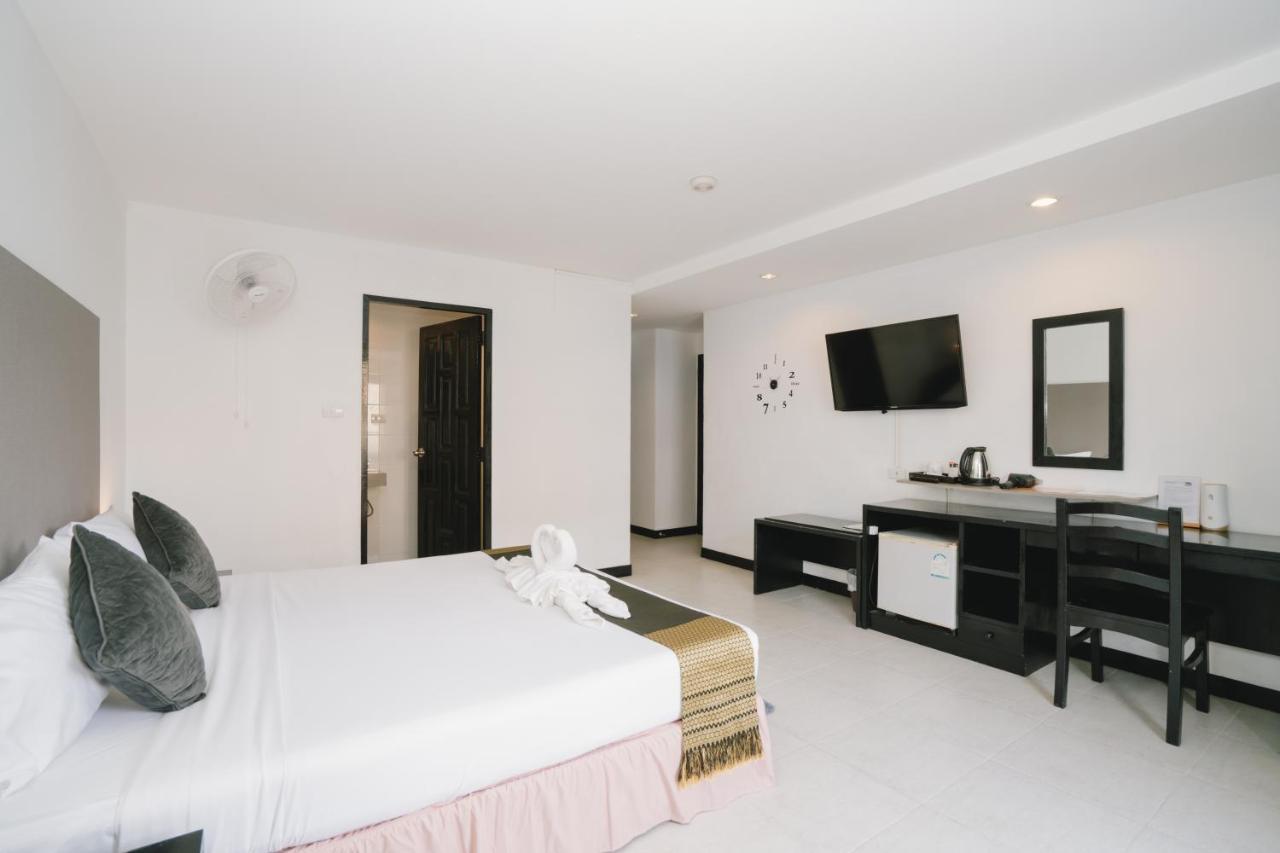 Hotel Noble House Patong Exteriér fotografie