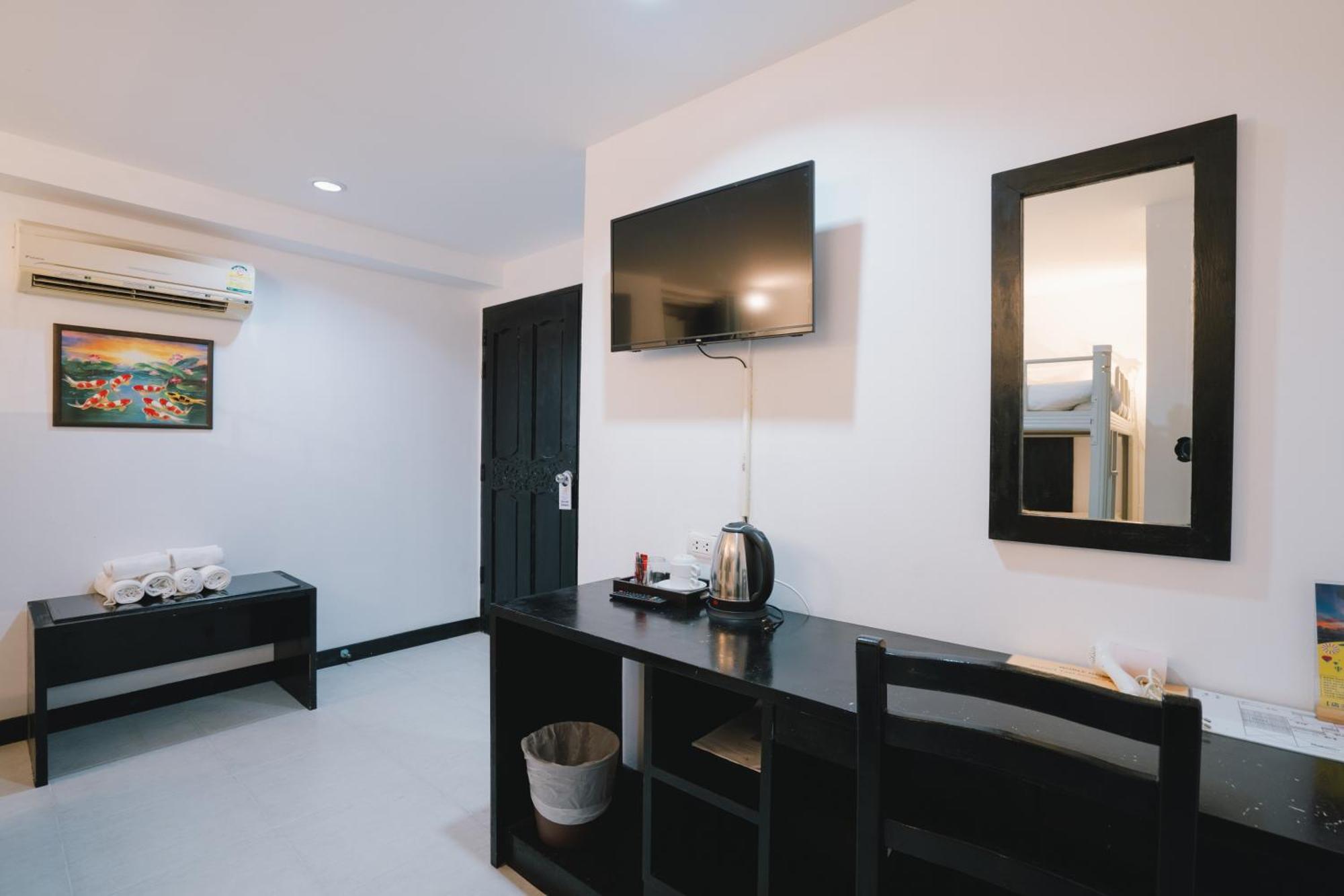 Hotel Noble House Patong Exteriér fotografie
