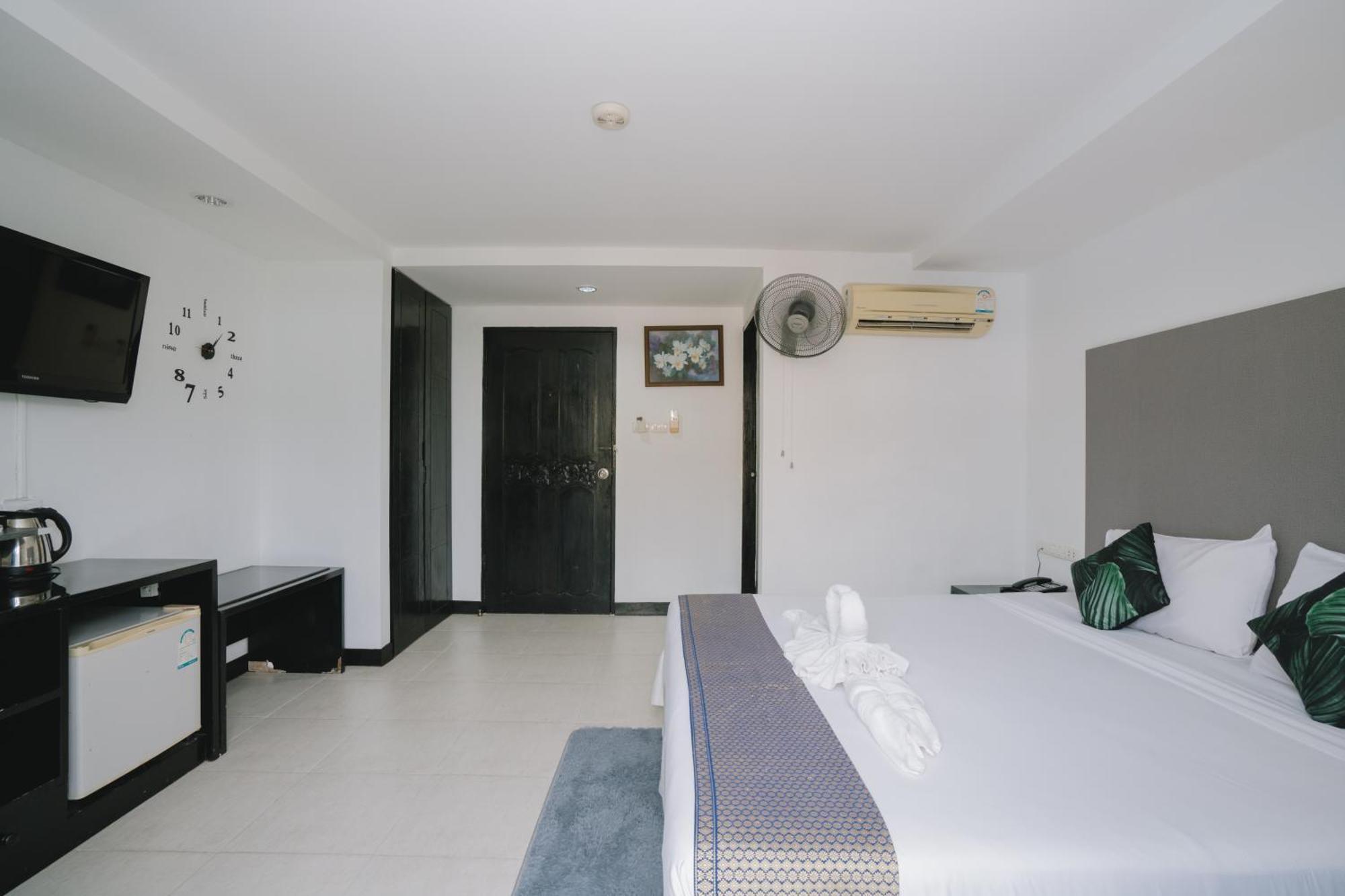 Hotel Noble House Patong Exteriér fotografie